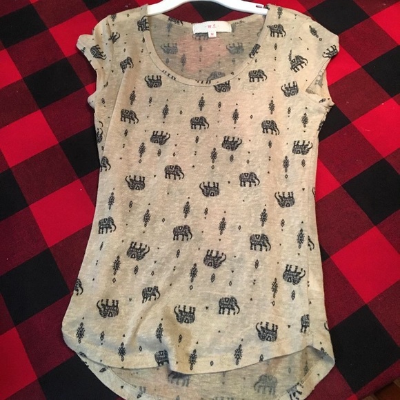 tan graphic elephant shirt - Picture 1 of 1